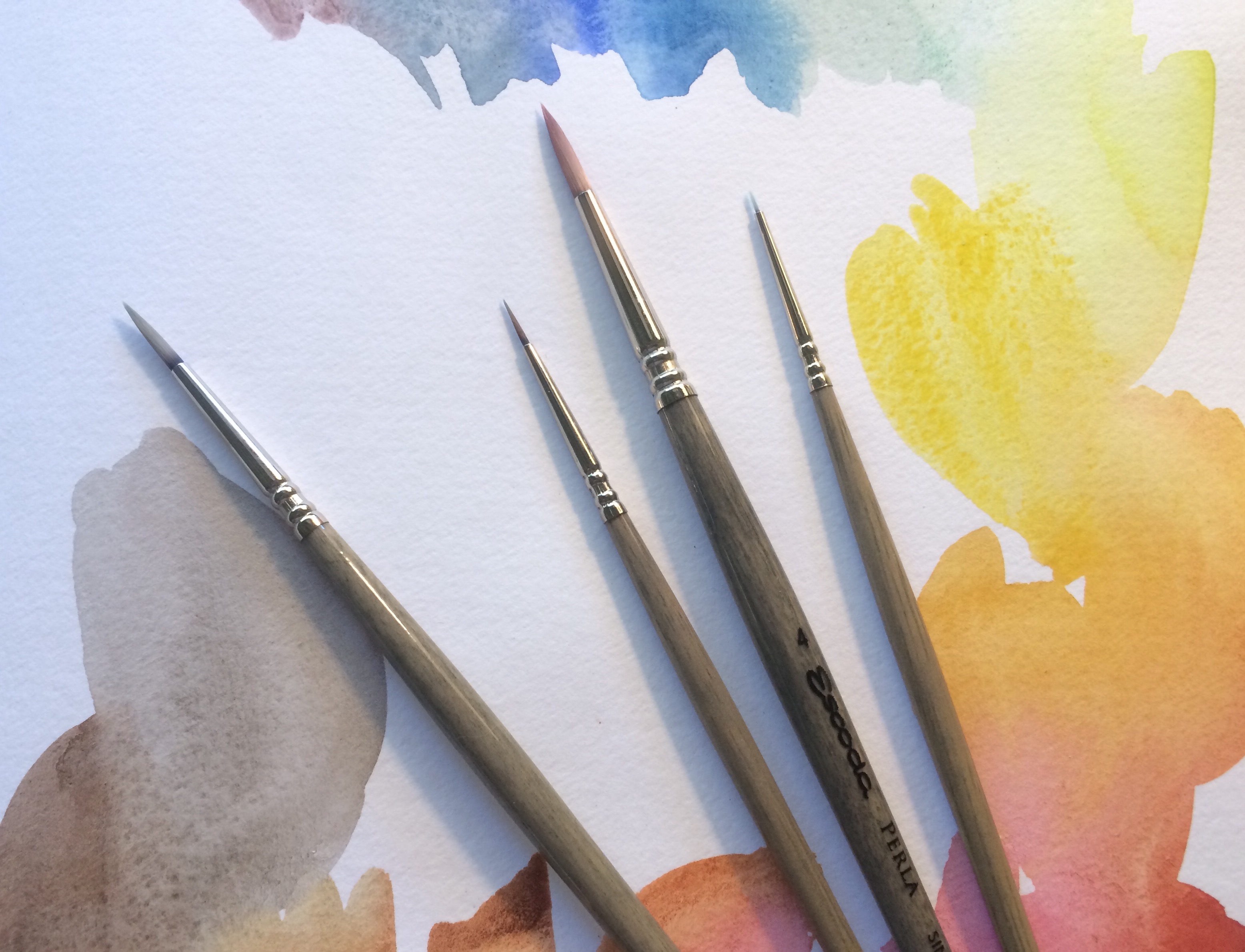Cum Alegi Pensulele Sintetice Potrivite Pentru Tehnica Watercolor -