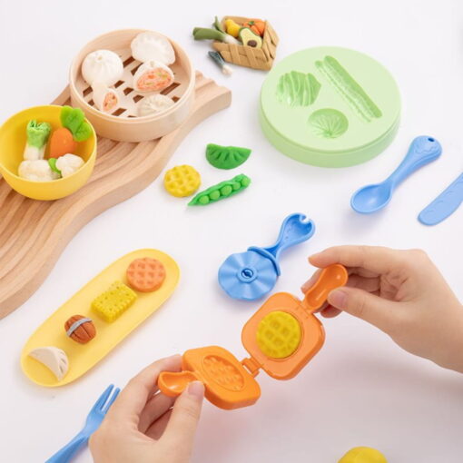 Set creativ plastilina Fructe si Legume