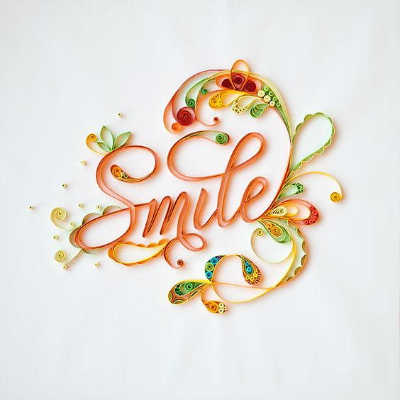 decoratiune perete smile tehnica quilling